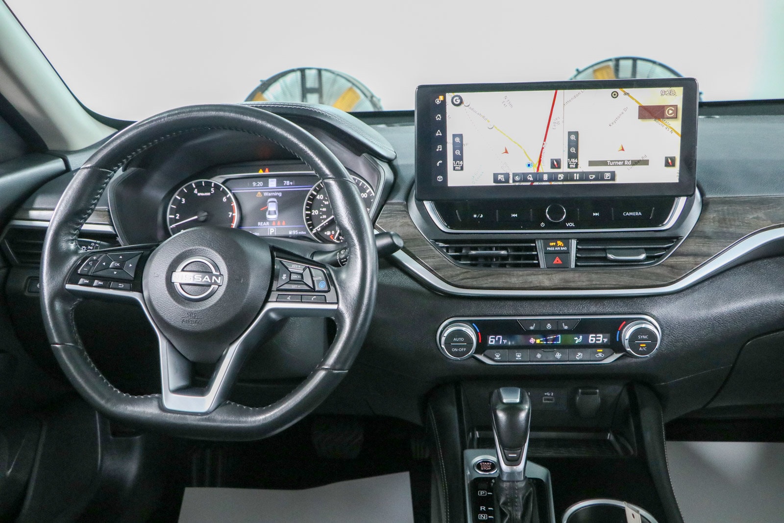 2023 Nissan Altima SL - Photo 17