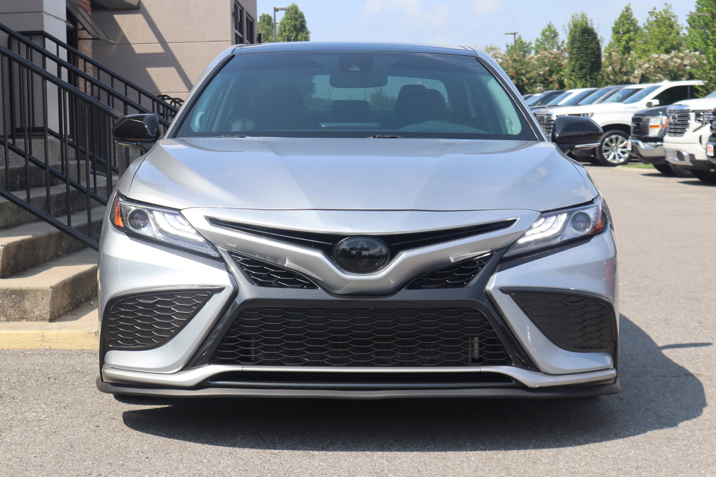 2022 Toyota Camry XSE photo 3