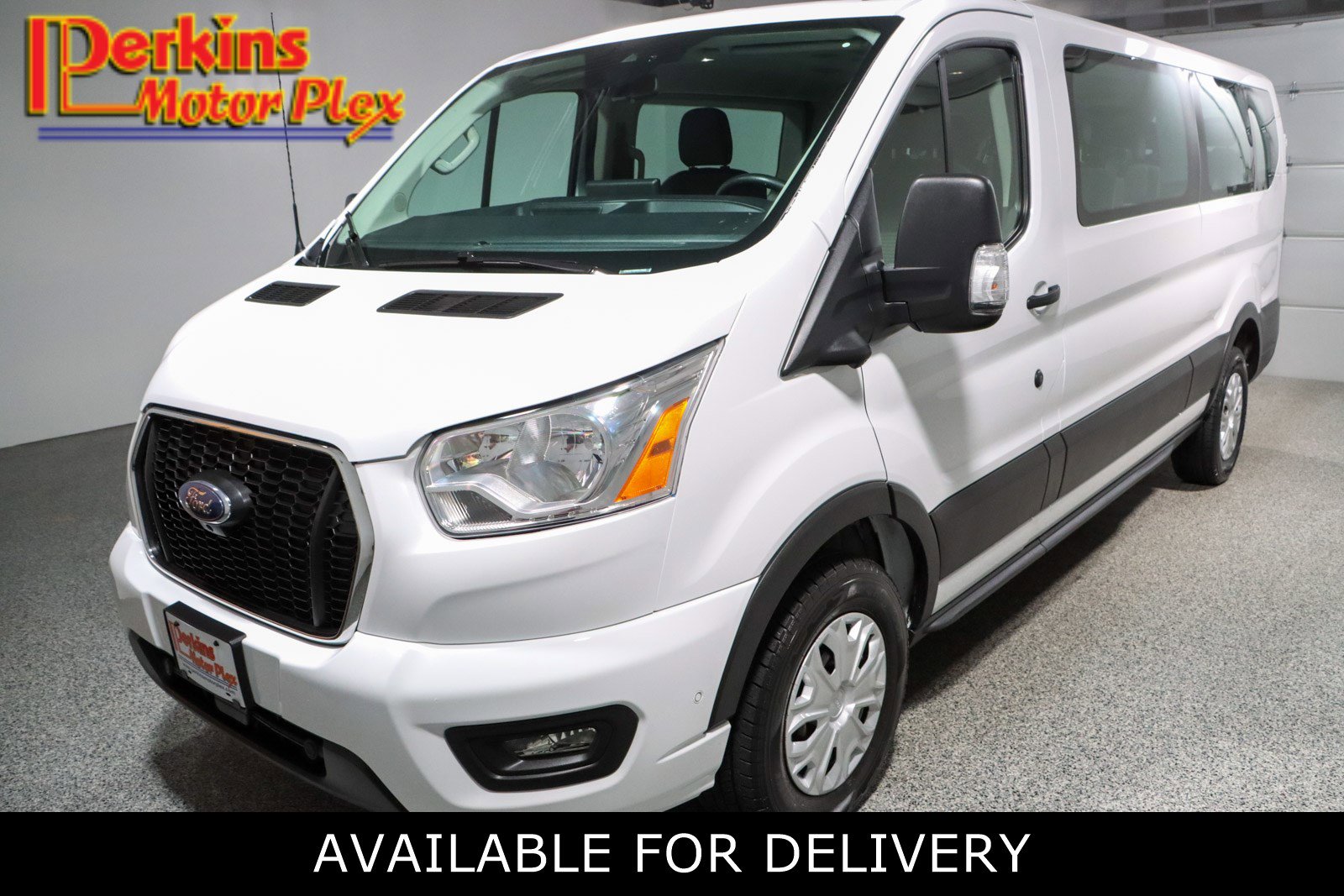 2022 Ford Transit 350 XLT Low Roof Sliding Pass. 148's photo