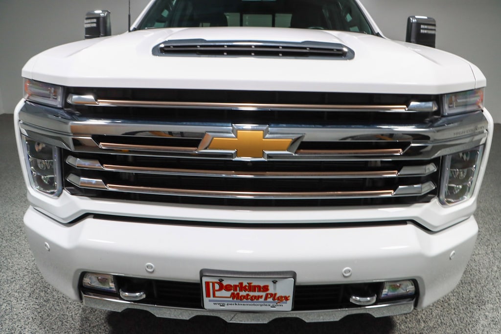 Used 2023 Chevrolet Silverado 2500HD High Country 4X4 Truck Crew Cab