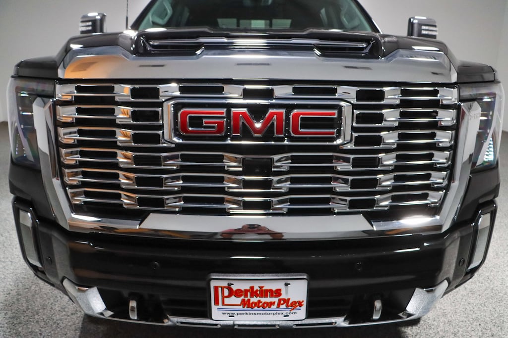 Used 2024 GMC Sierra 2500HD Denali 4X4 Truck Crew Cab