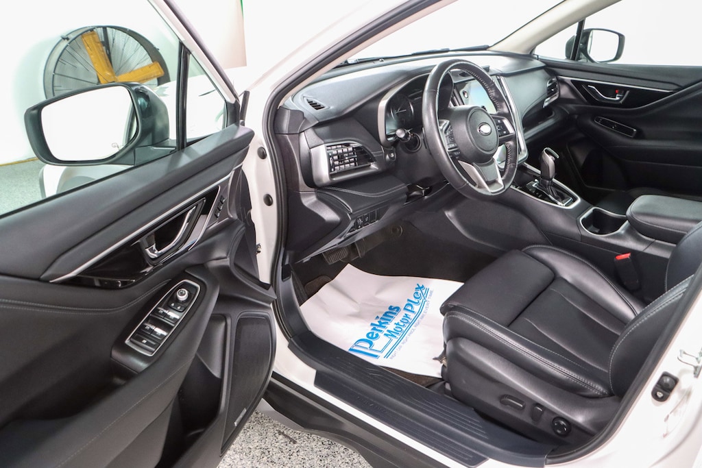 Used 2024 Subaru Outback Limited AWD SUV