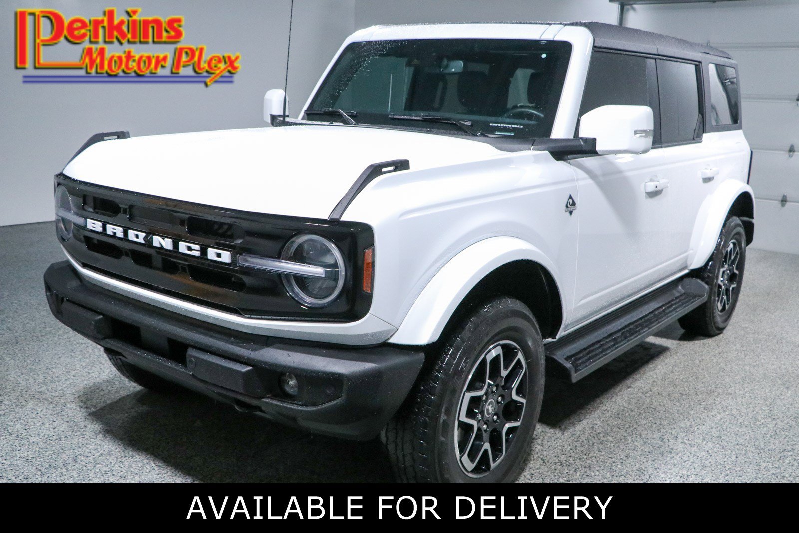 2025 Ford Bronco 4-Door Outer Banks
