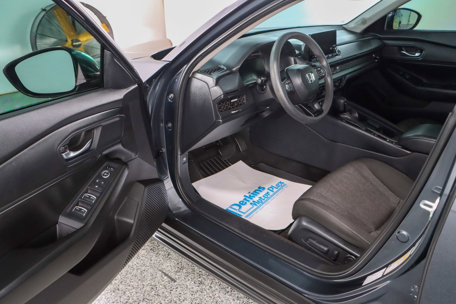 2023 Honda Accord EX photo 2