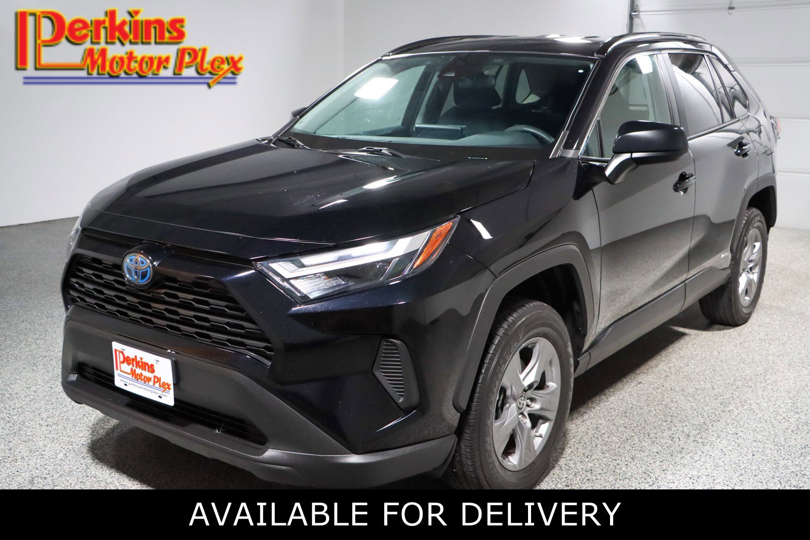 2023 Toyota RAV4 Hybrid LE AWD's photo