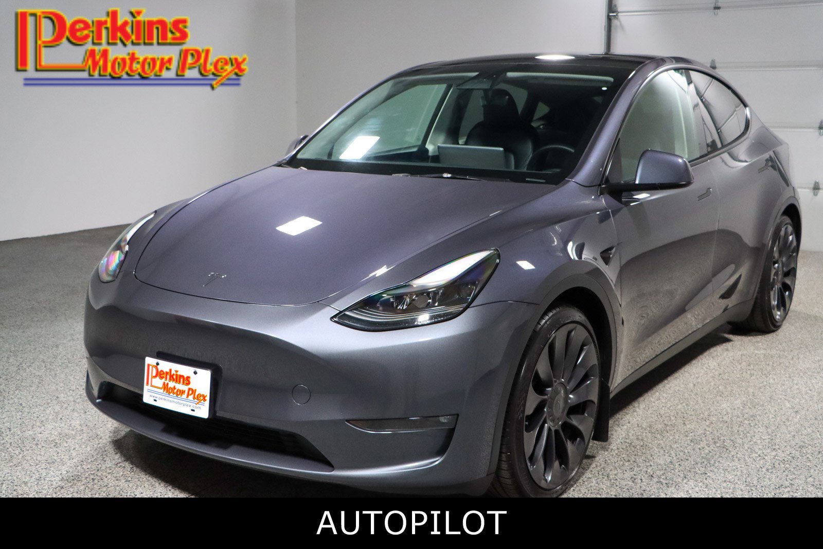 2023 Tesla Model Y Performance Dual Motor All-Wheel Drive's photo