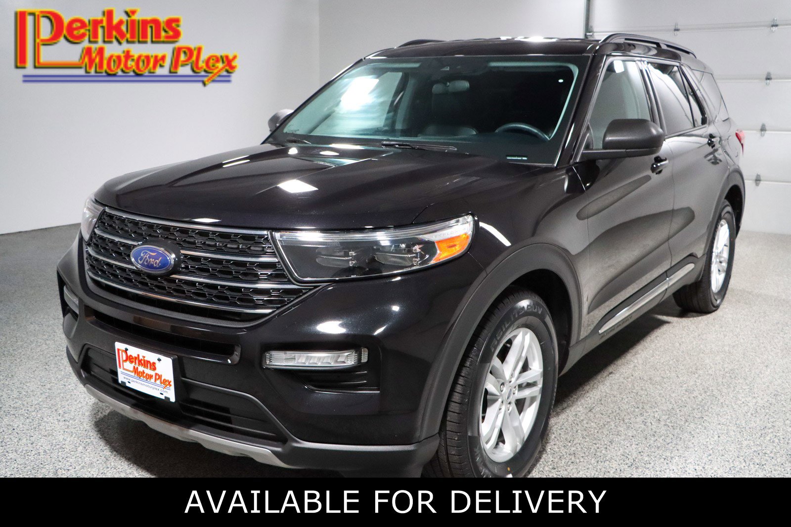 2023 Ford Explorer XLT RWD's photo
