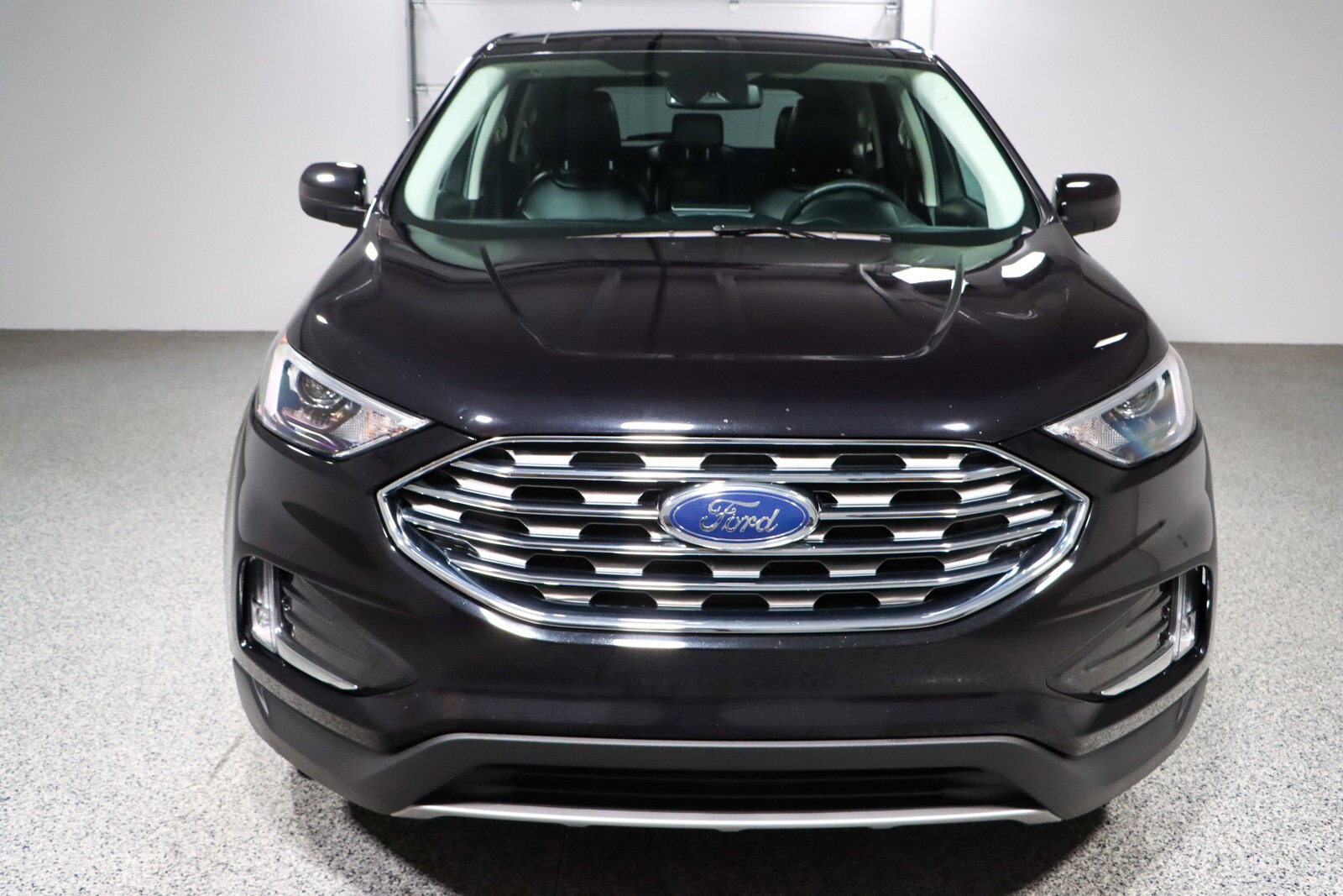 2022 Ford Edge SEL photo 3