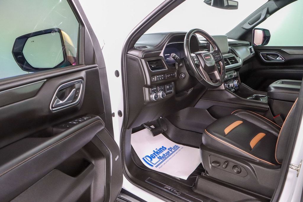 Used 2023 GMC Yukon XL AT4 4X4 SUV