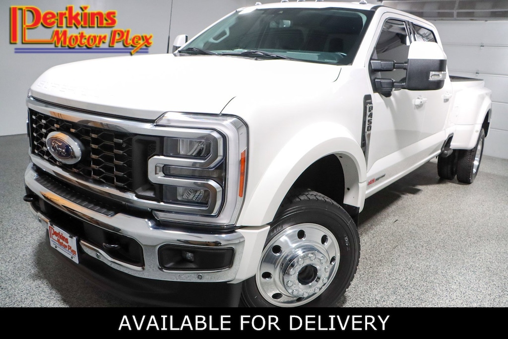 Used 2023 Ford F-450 LARIAT 4X4 Truck Crew Cab