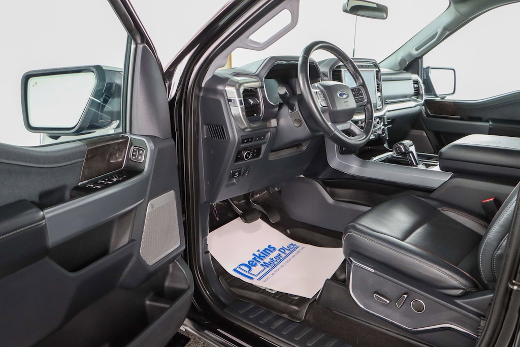 Used 2023 Ford F-150 LARIAT 4X4 Truck SuperCrew Cab