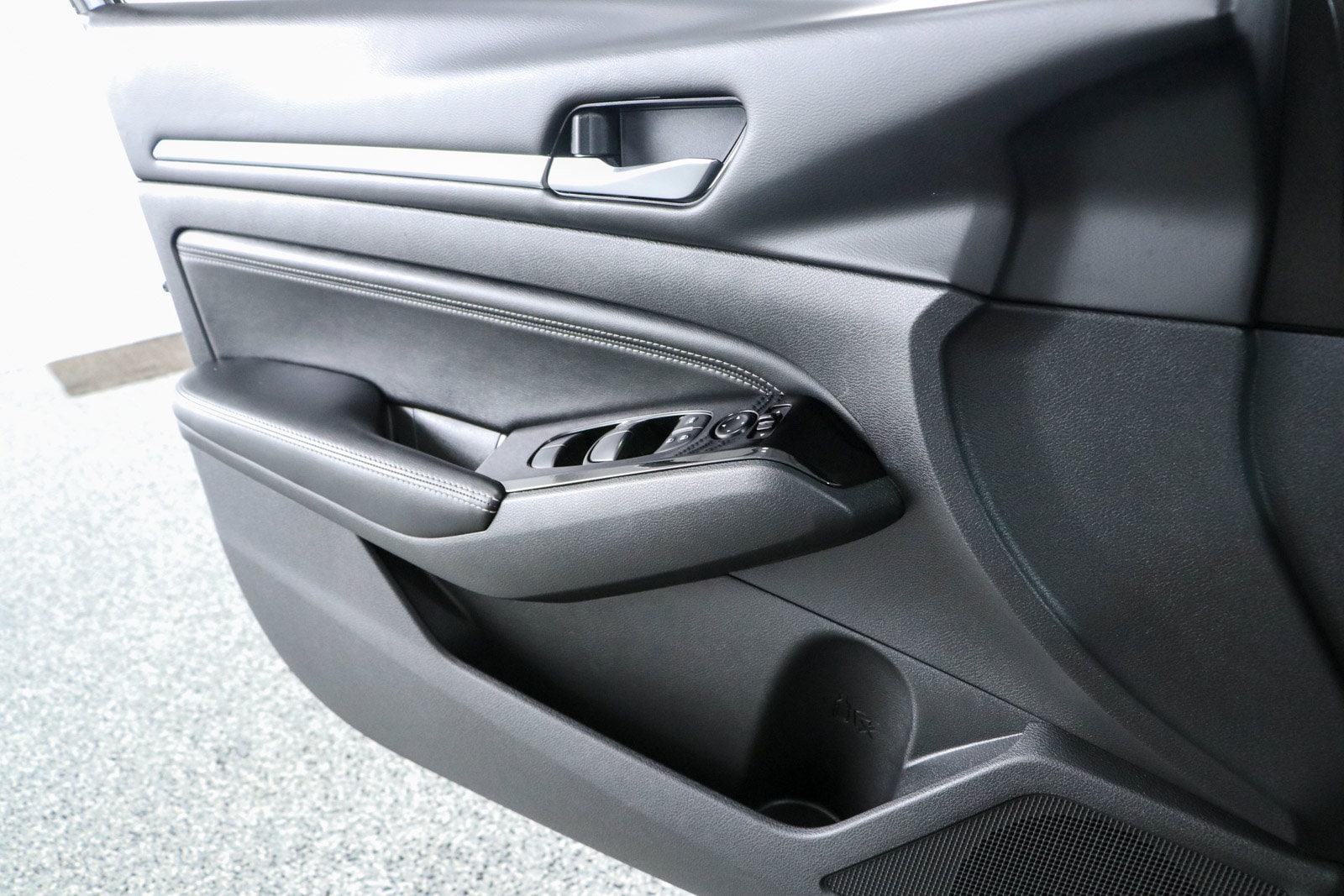 2023 Nissan Altima SL - Photo 22