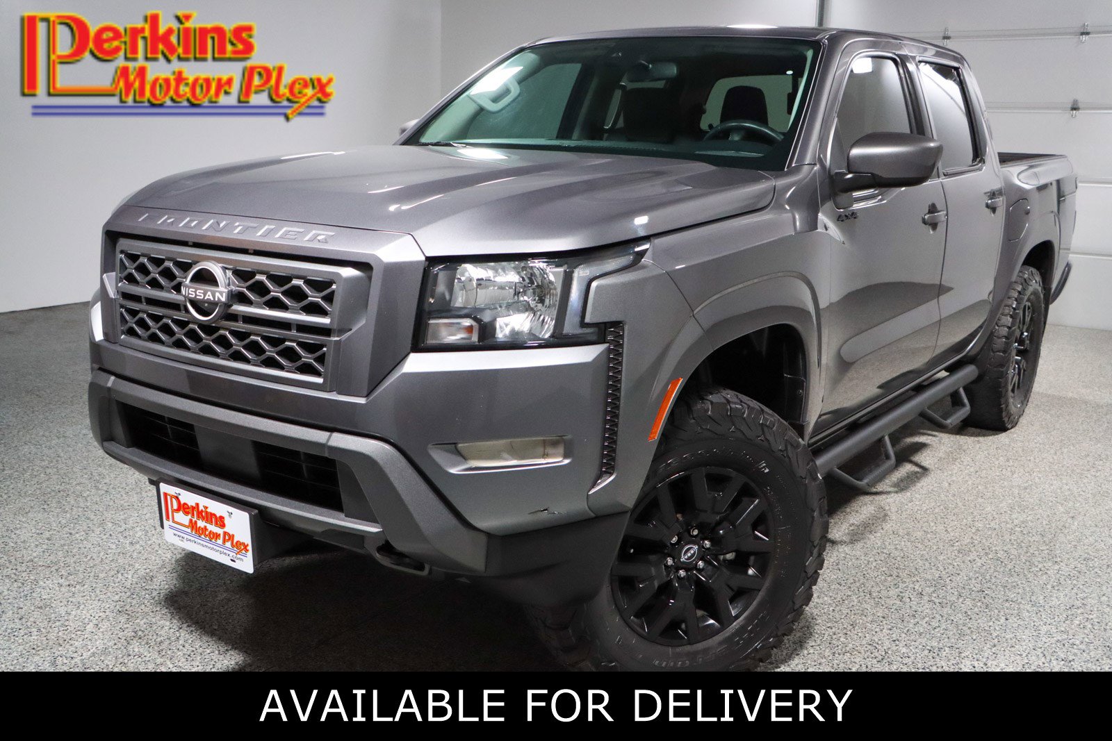 2023 Nissan Frontier SV Crew Cab 4X4 SWB's photo
