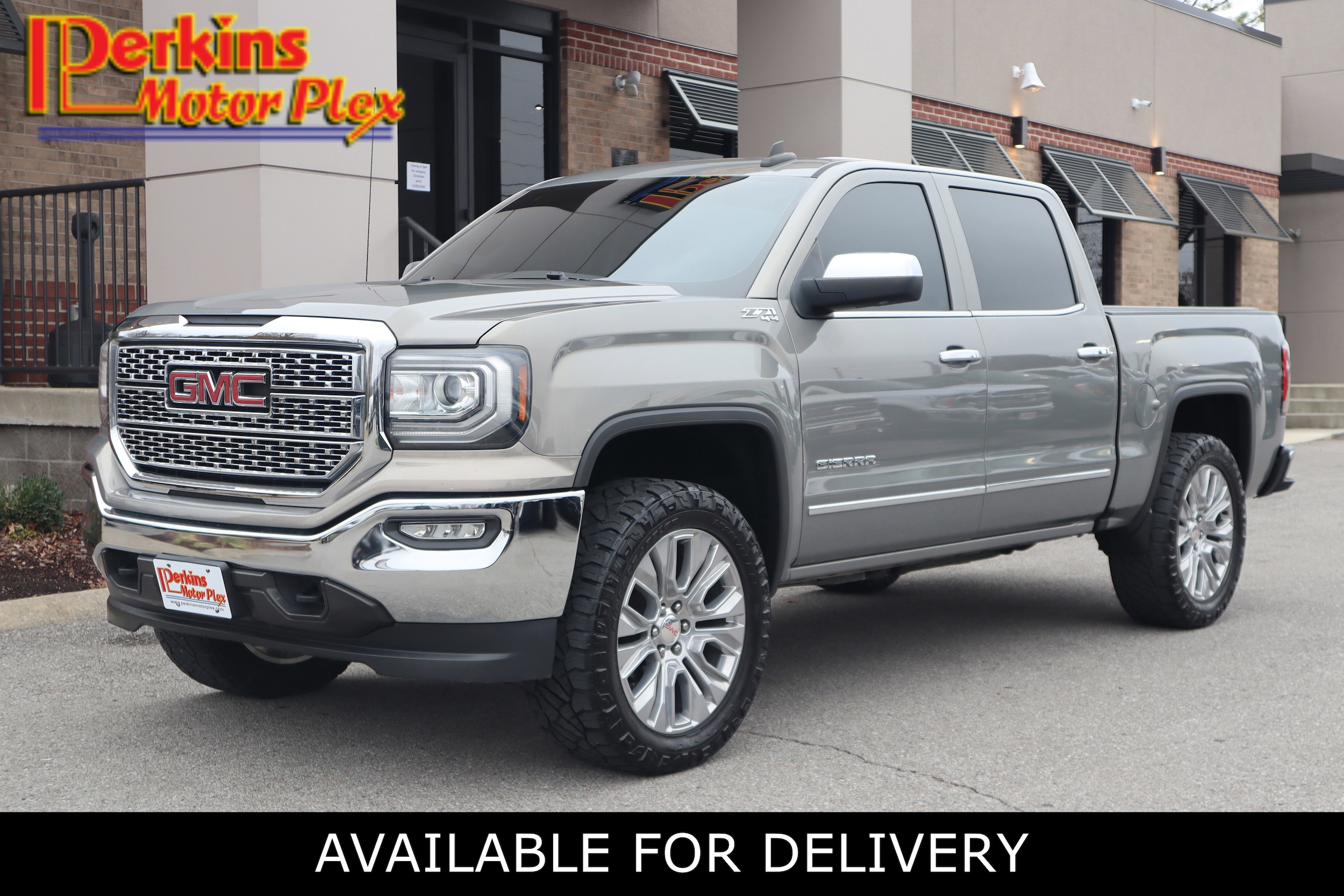 2017 GMC Sierra 1500 SLT's photo