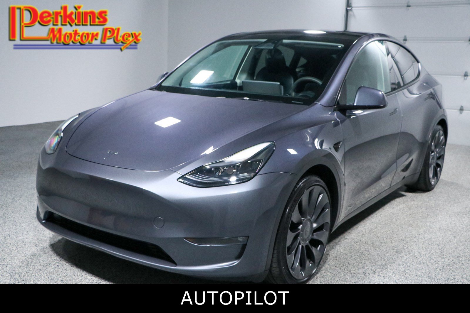 2023 Tesla Model Y Performance Dual Motor All-Wheel Drive's photo
