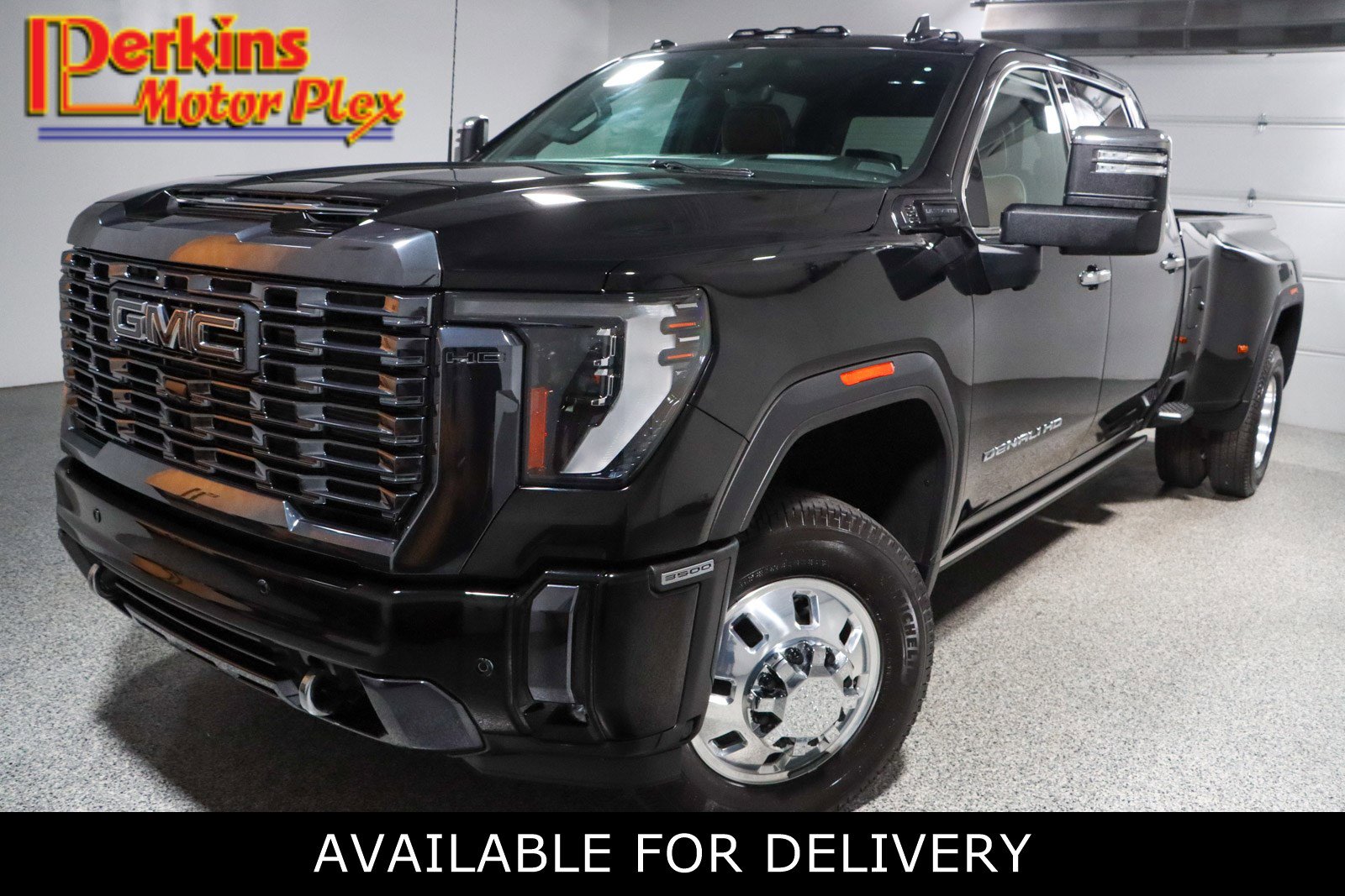 2024 GMC Sierra 4WD Crew Cab LB DRW Denali Ultimate's photo