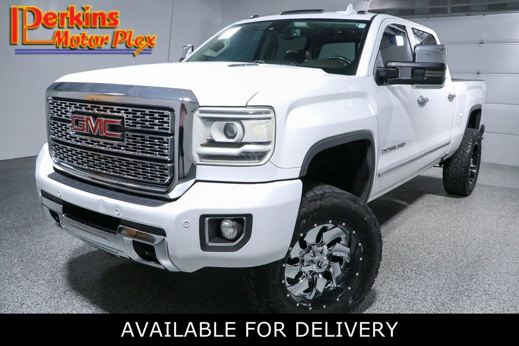 Used 2016 GMC Sierra 2500HD Denali 4X4 Truck Crew Cab