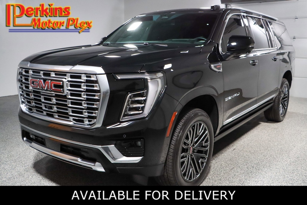 Used 2025 GMC Yukon XL Denali 4X4 SUV