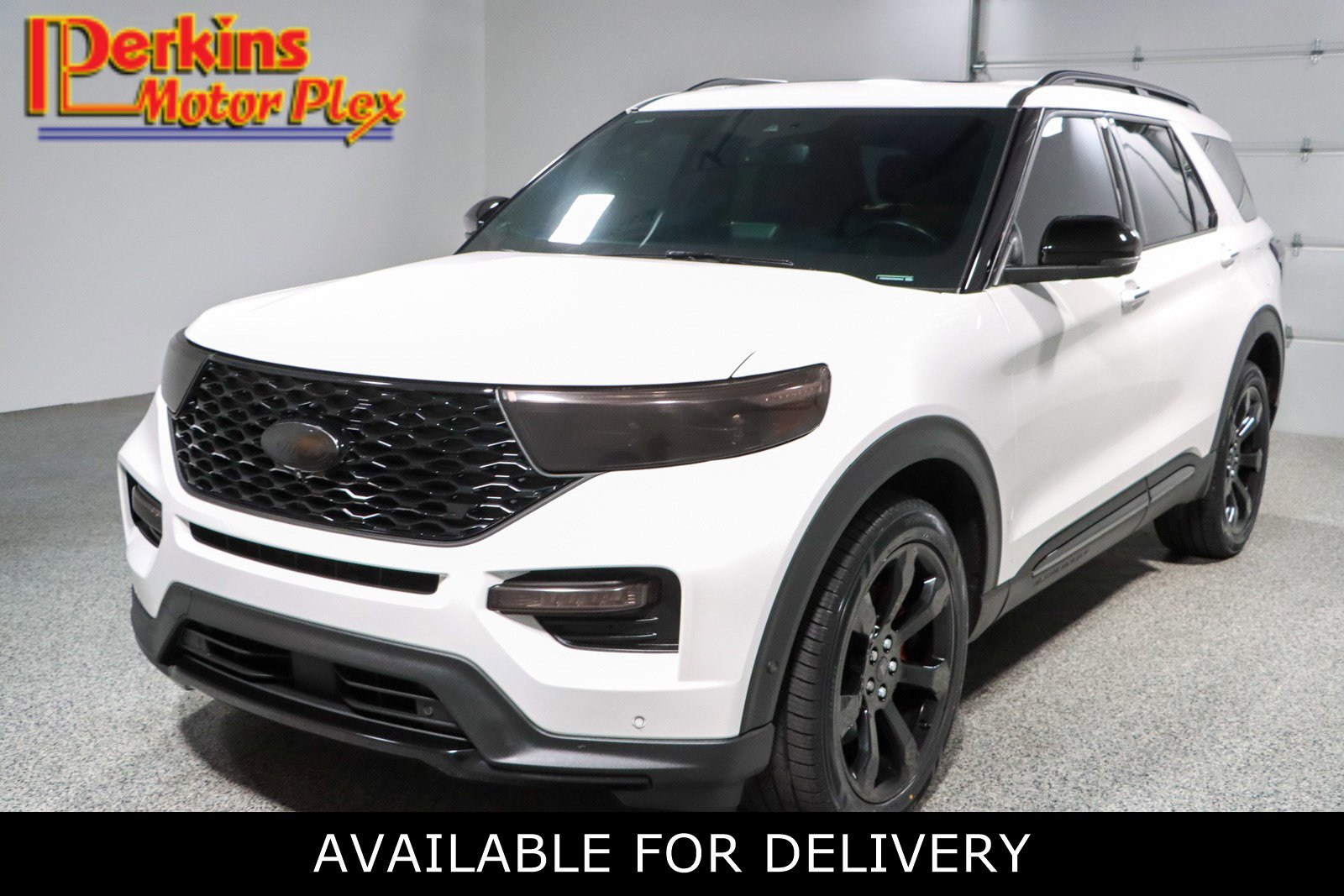 2023 Ford Explorer ST 4WD's photo