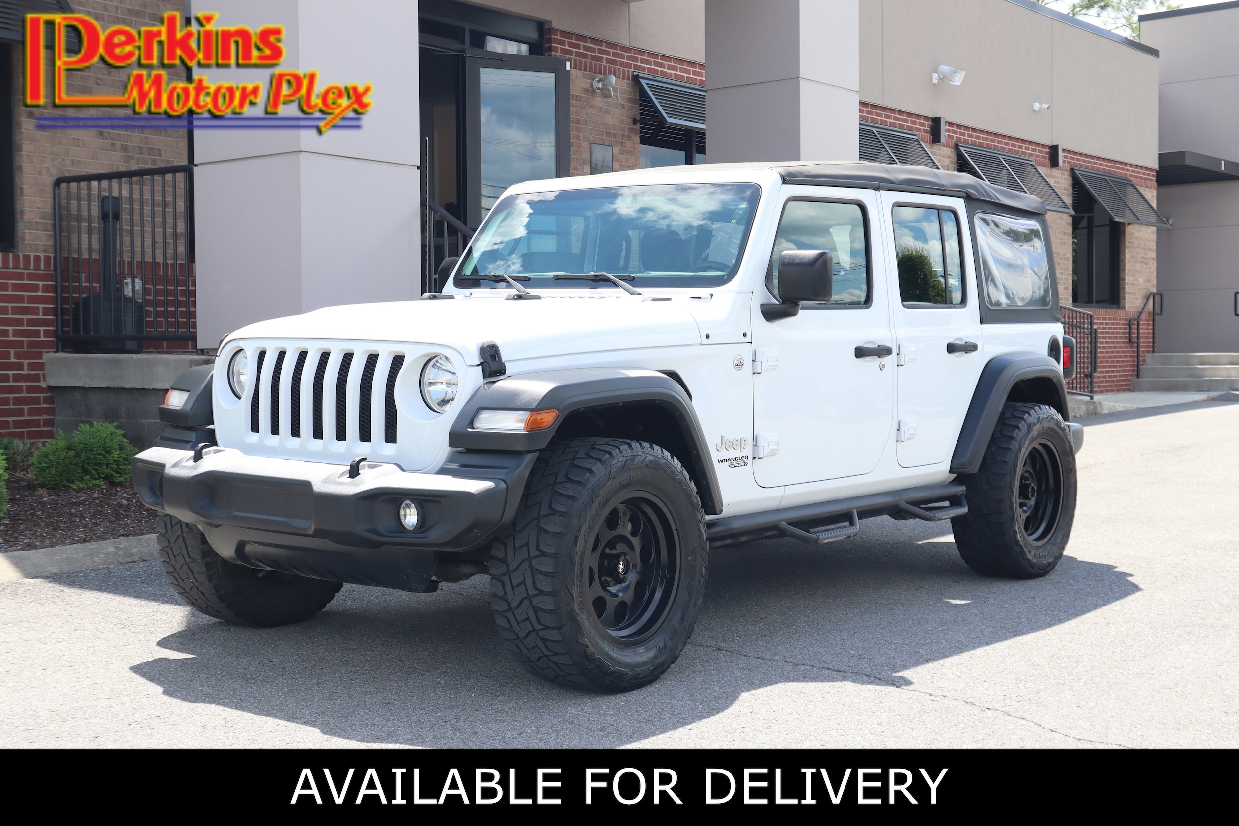 2018 Jeep Wrangler Sport's photo