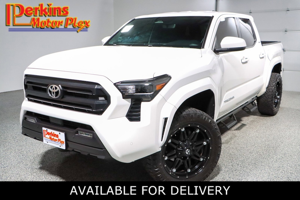 Used 2024 Toyota Tacoma SR5 4X4 Truck Double Cab