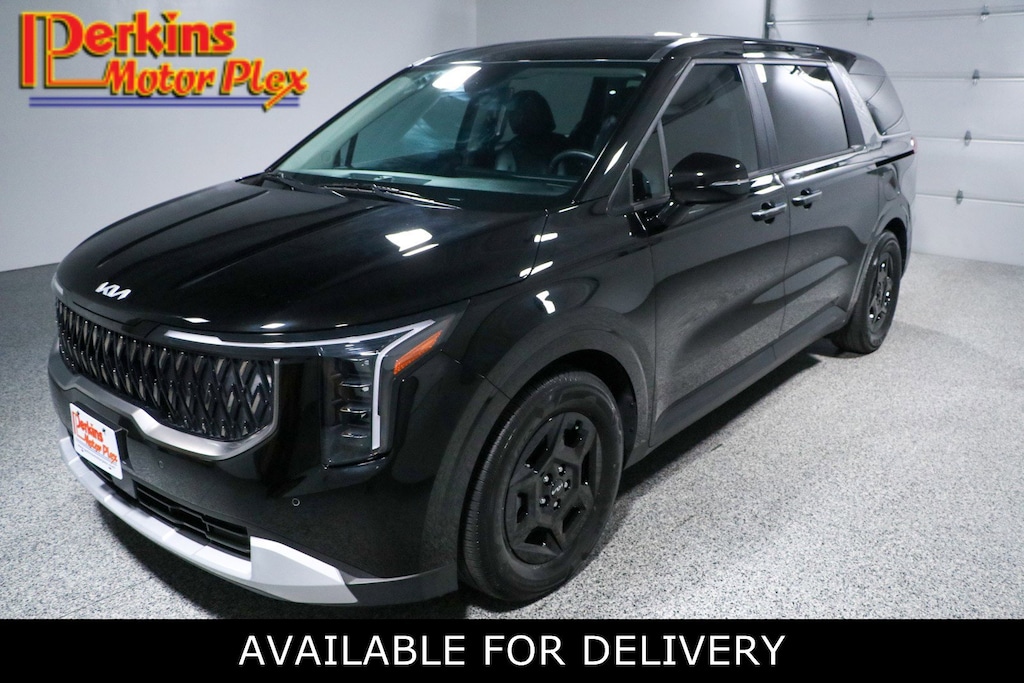 Used 2025 Kia Carnival LXS Van Passenger Van