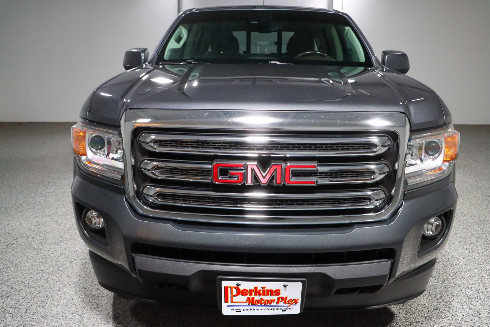 2017 Gmc Canyon SLE photo 2
