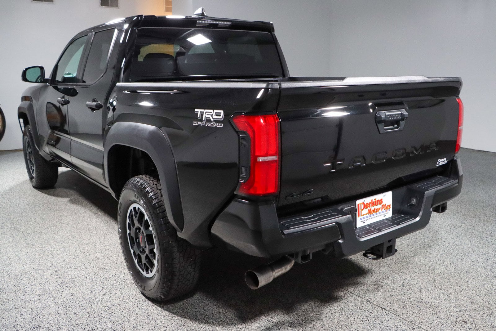 2024 Toyota Tacoma TRD Off Road - Photo 9