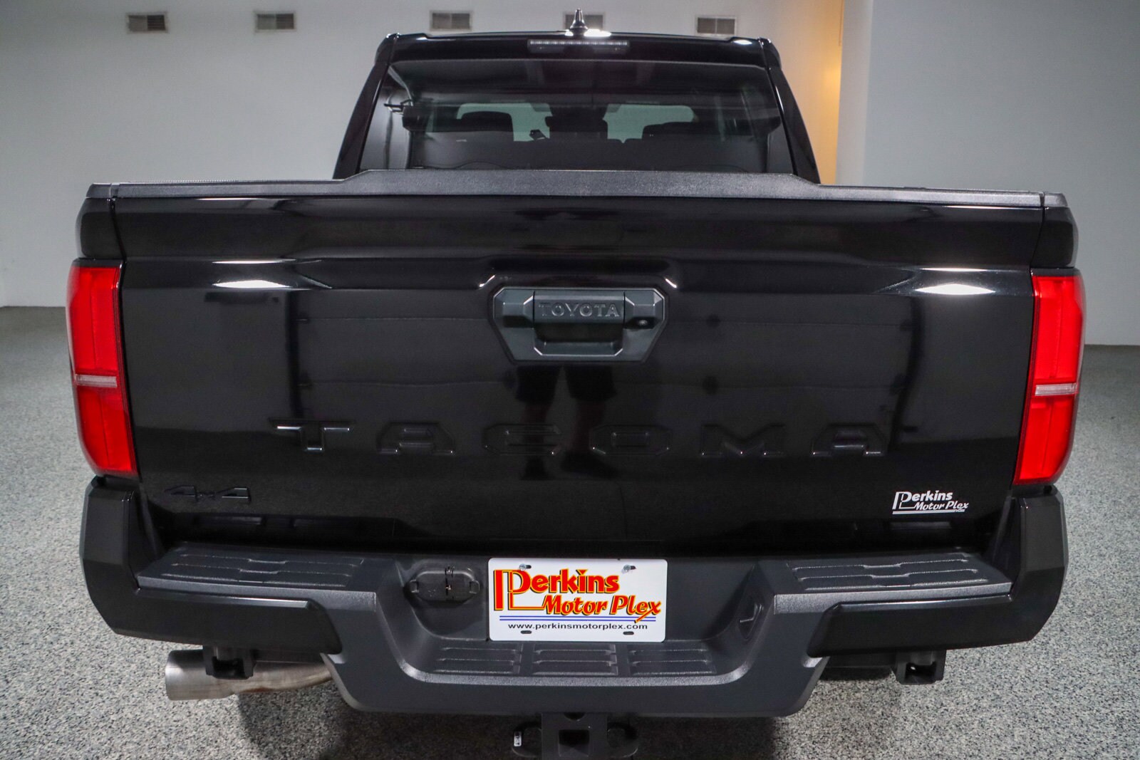 2024 Toyota Tacoma TRD Off Road - Photo 8