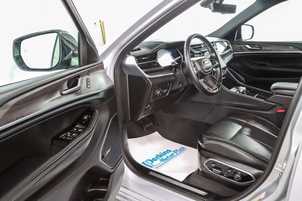 Used 2022 Jeep Grand Cherokee 4xe Overland 4X4 SUV