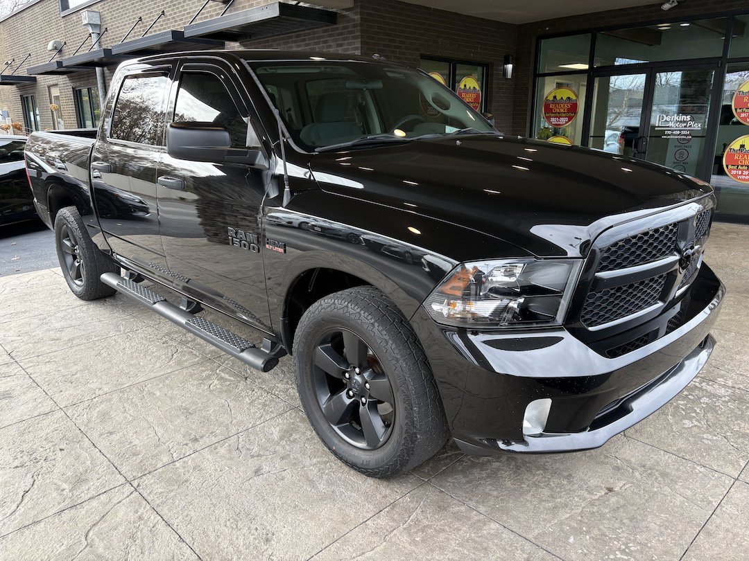 2017 Ram 1500 Express photo 3