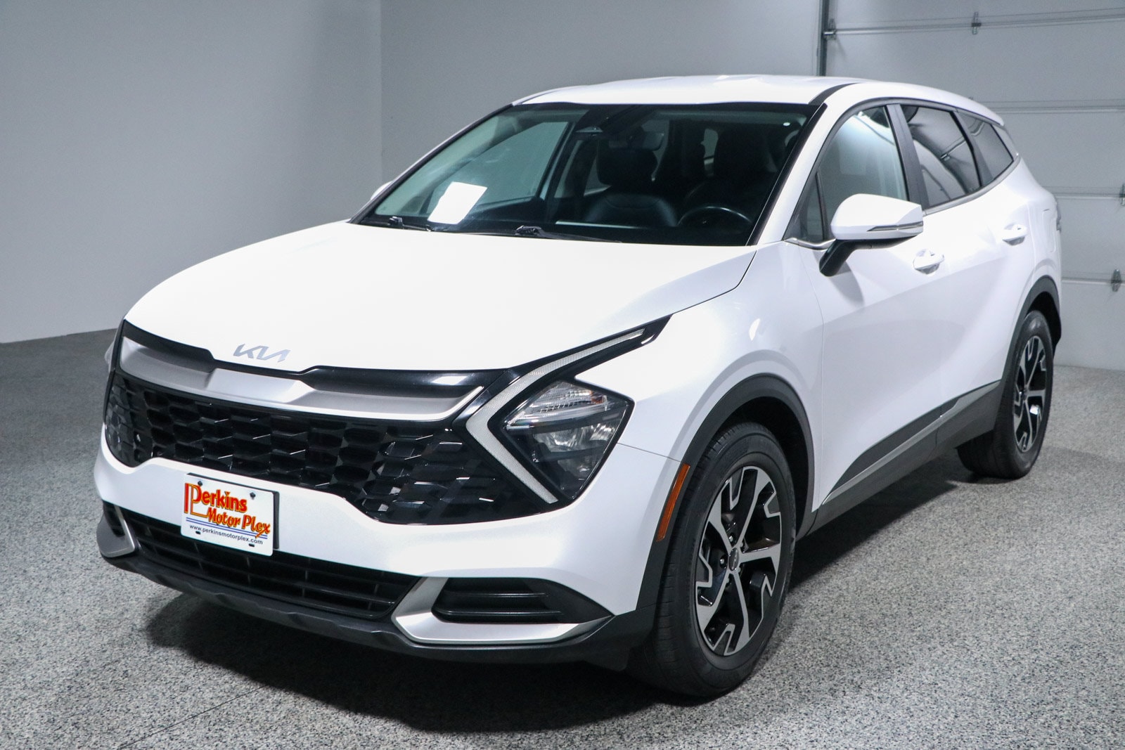 2023 Kia Sportage EX - Photo 30