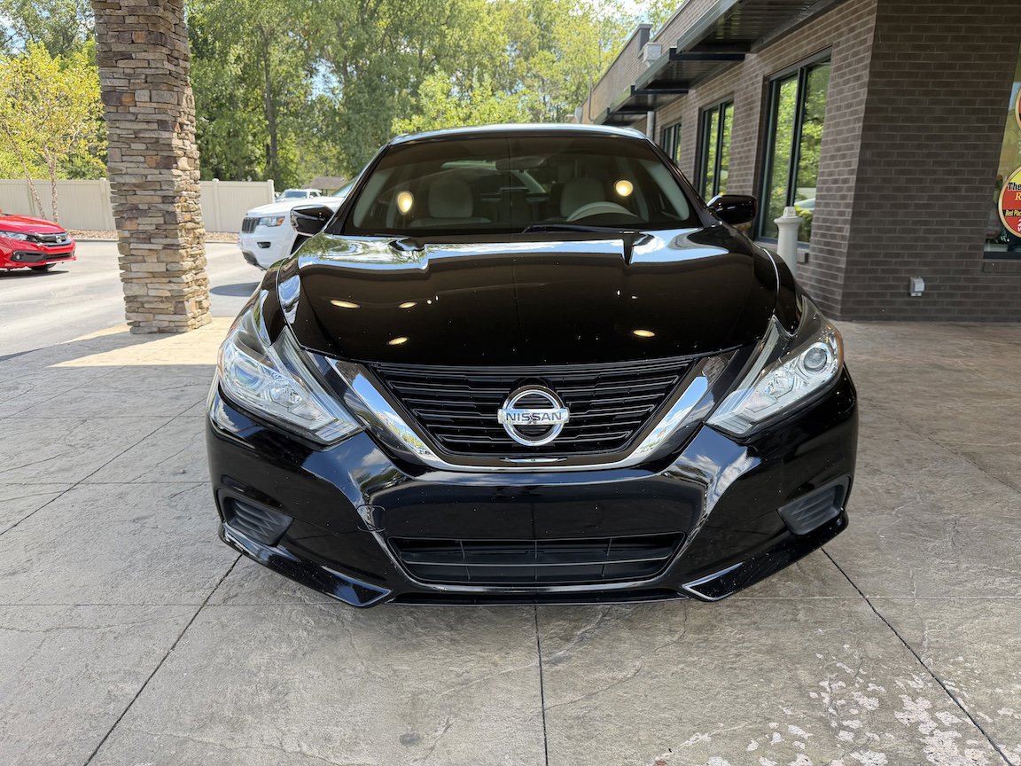 2016 Nissan Altima 2.5 S photo 3