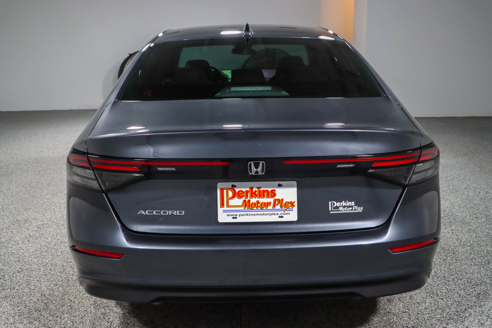 2024 Honda Accord EX - Photo 8