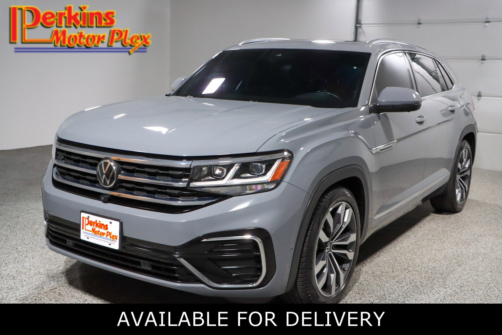 2023 Volkswagen Atlas Cross Sport 3.6L V6 SEL Premium R-Line 4MOTION's photo