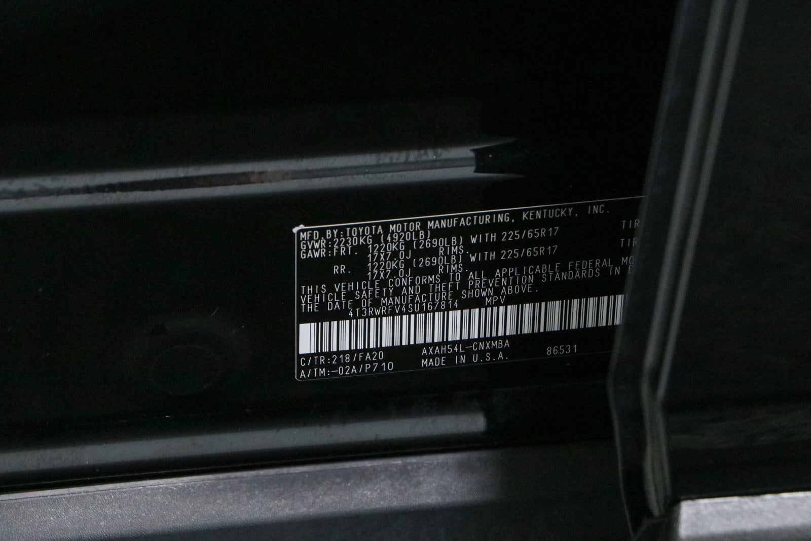 2025 Toyota RAV4 XLE - Photo 30