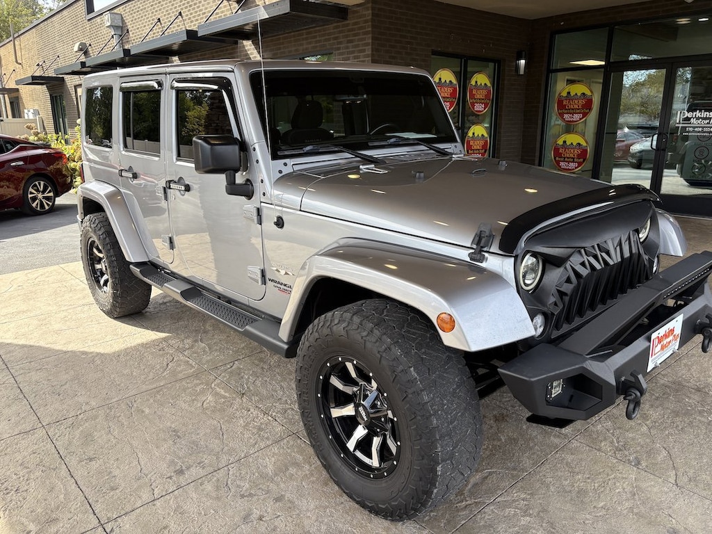 Used 2016 Jeep Wrangler Unlimited Sahara SUV