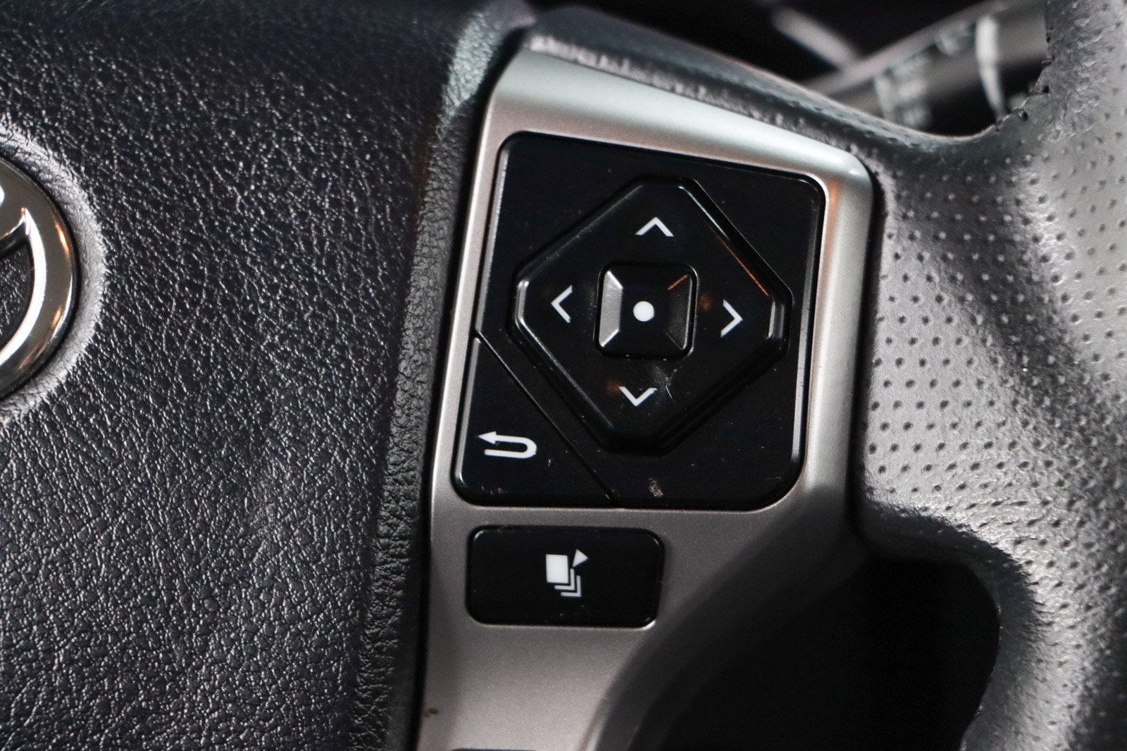 2021 Toyota 4Runner SR5 - Photo 15