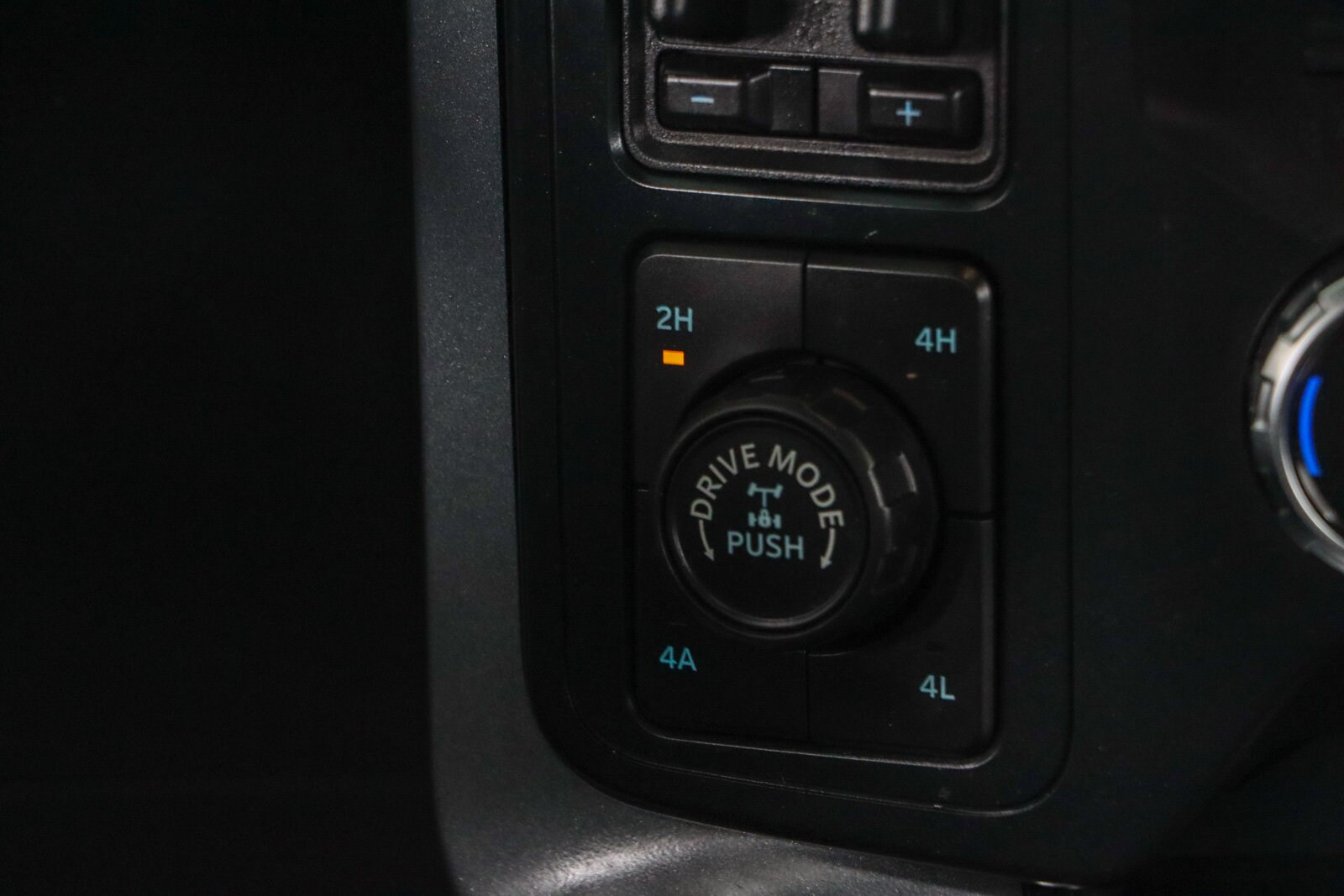 2023 Ford F-150 Lariat - Photo 22