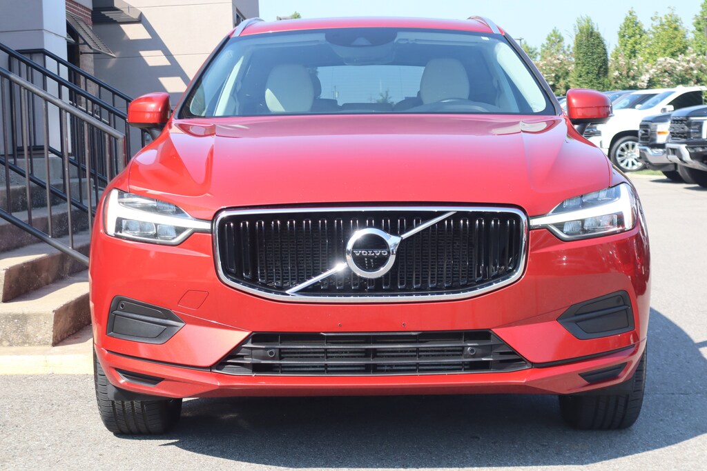 Used 2020 Volvo XC60 Momentum SUV