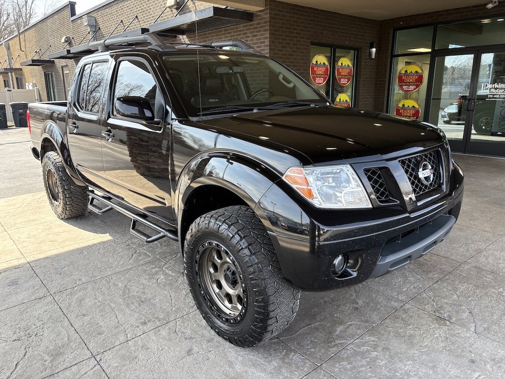 Used 2016 Nissan Frontier PRO-4X Truck Crew Cab