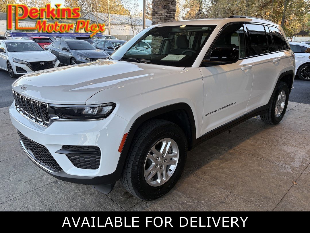 2023 Jeep Grand Cherokee Laredo