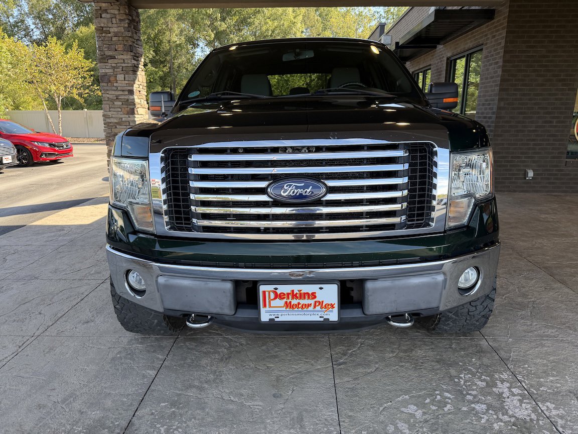 2012 Ford F-150 XLT photo 3