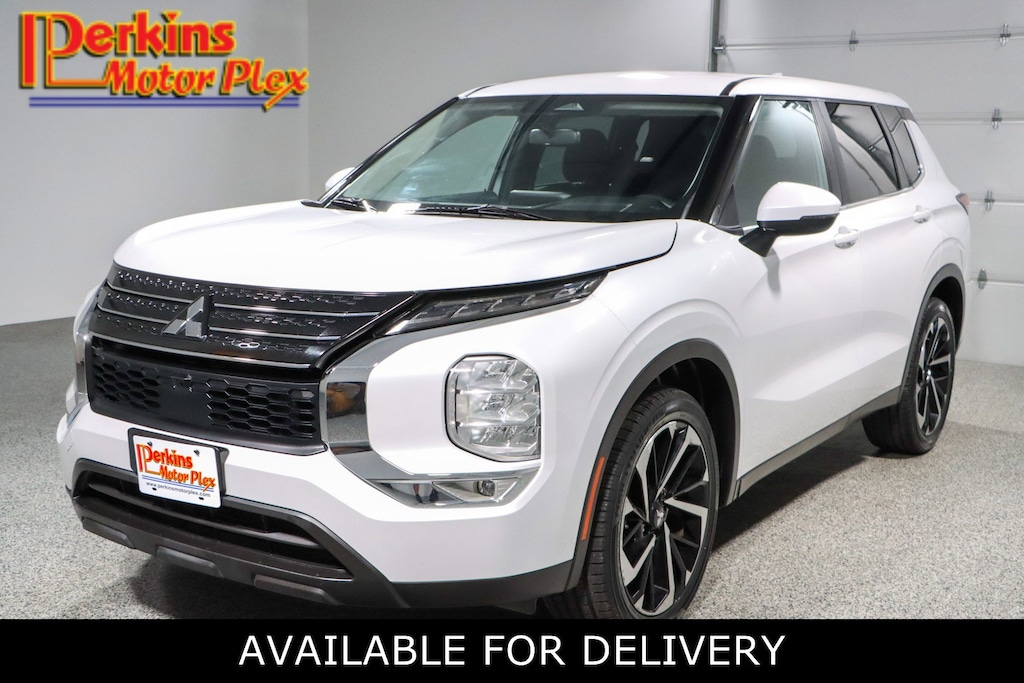 Used 2022 Mitsubishi Outlander ES CUV