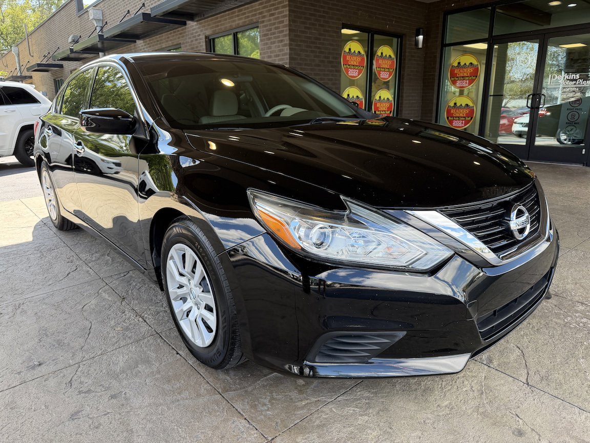 2016 Nissan Altima 2.5 S photo 4