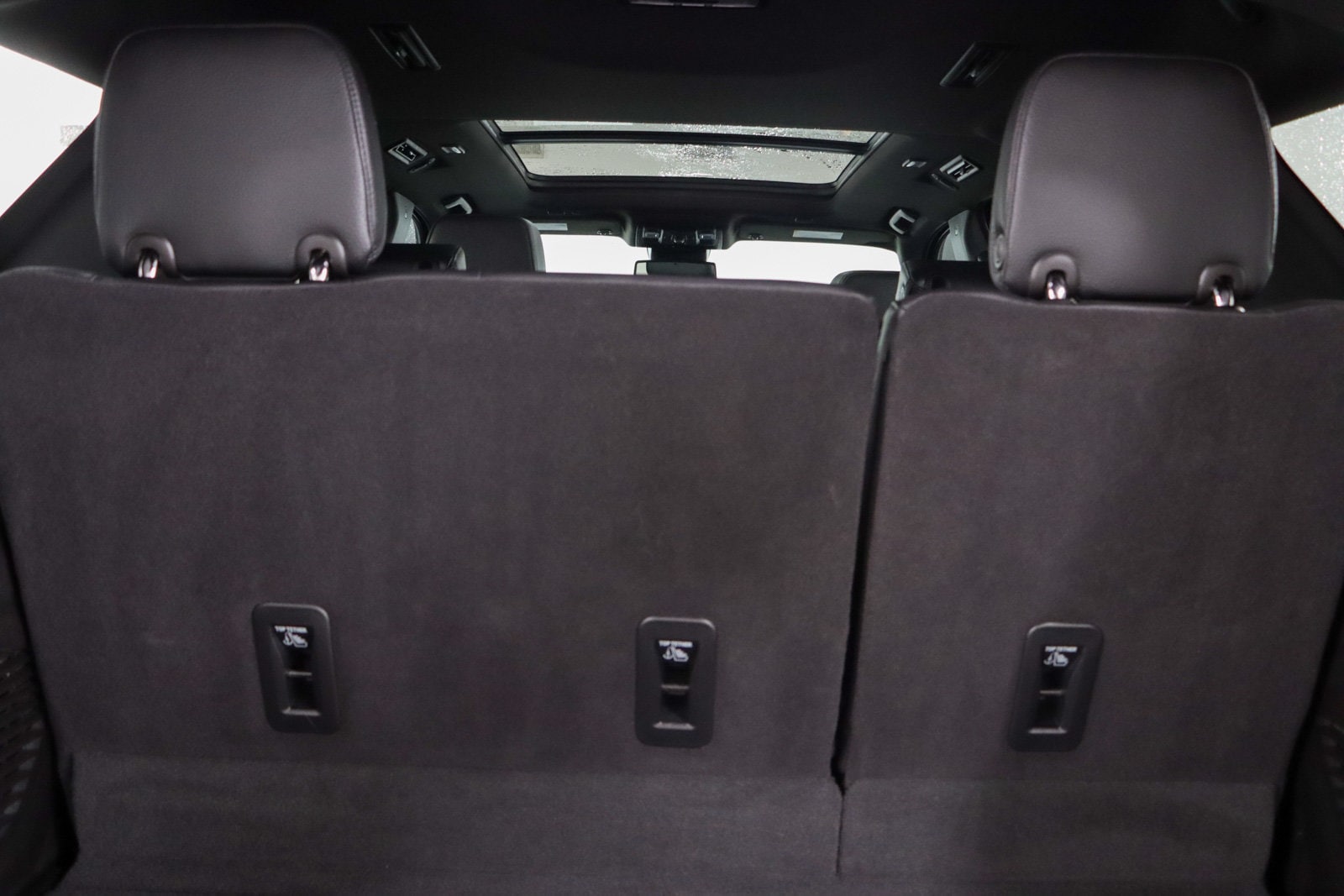 2023 GMC Yukon Denali - Photo 34