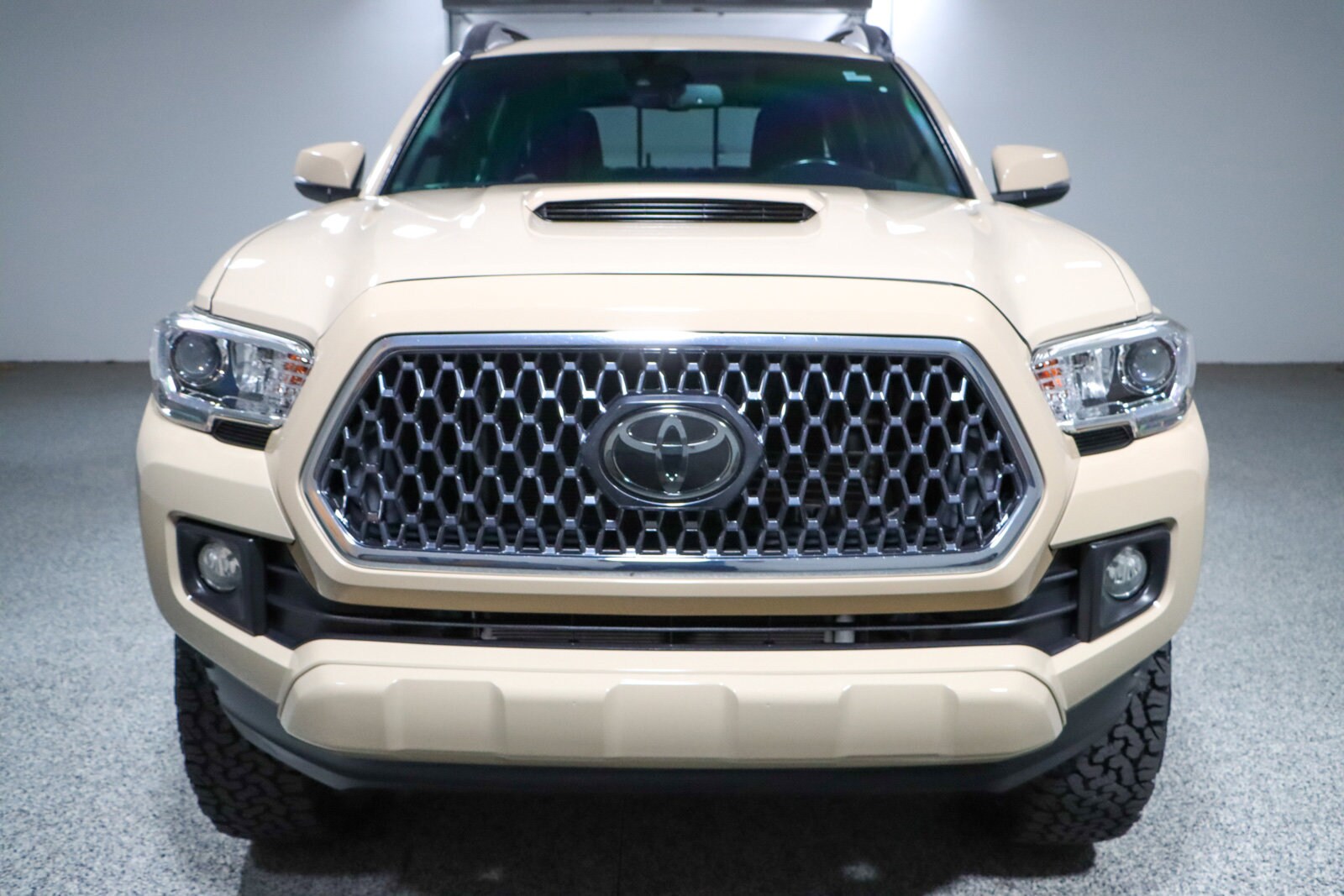 2019 Toyota Tacoma TRD Sport 4x4 photo 3