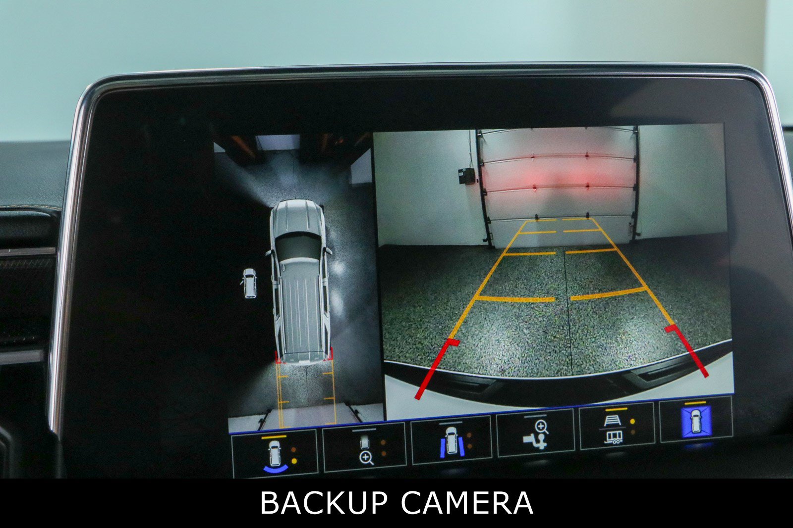 2023 GMC Yukon AT4 - Photo 20