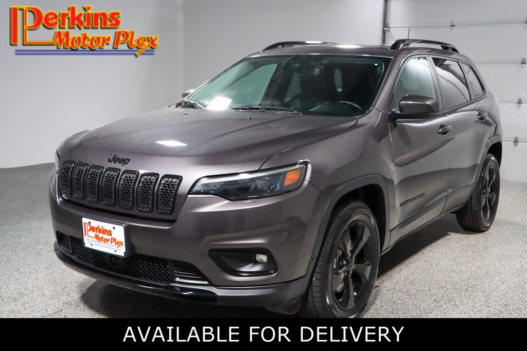 Used 2021 Jeep Cherokee Altitude 4X4 SUV