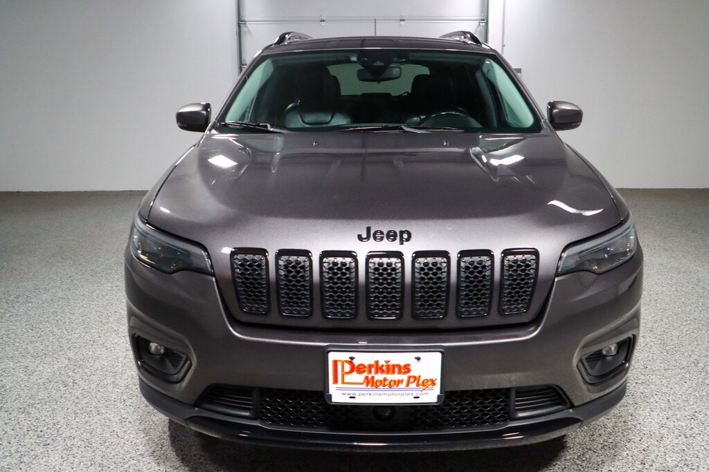 Used 2021 Jeep Cherokee Altitude 4X4 SUV